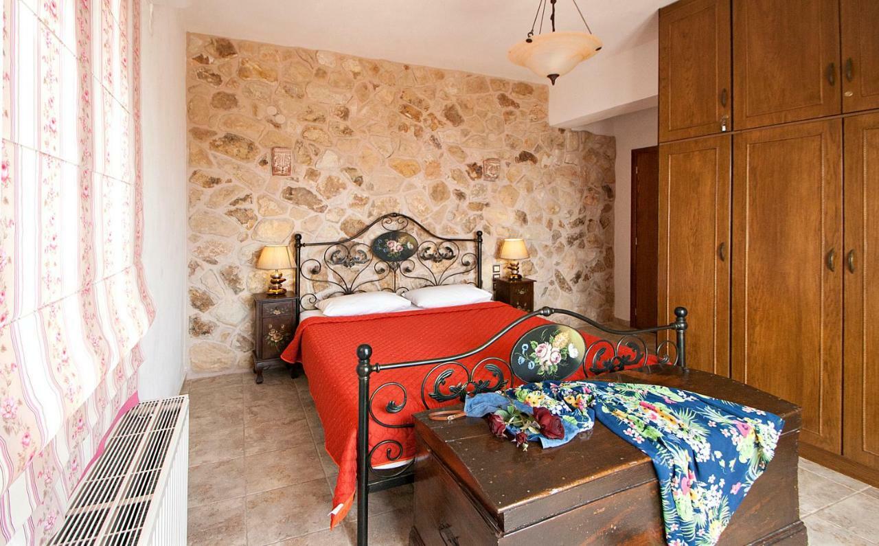 Villa Fotini Skiathos Town Bagian luar foto